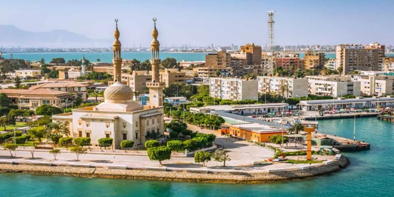 Port Said: La Sentinella del Canale di Suez